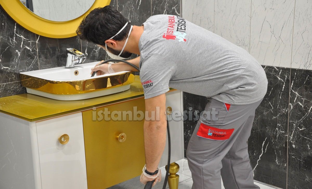 lavabo-tikanikligi-nasil-acilir